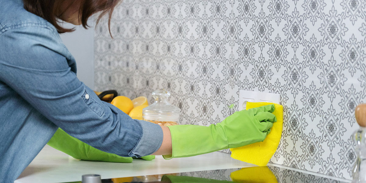 Reinigung und Pflege